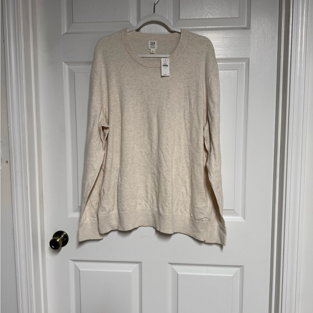 GAP Cream Crew Neck Sweater Lightweight Knit Casual